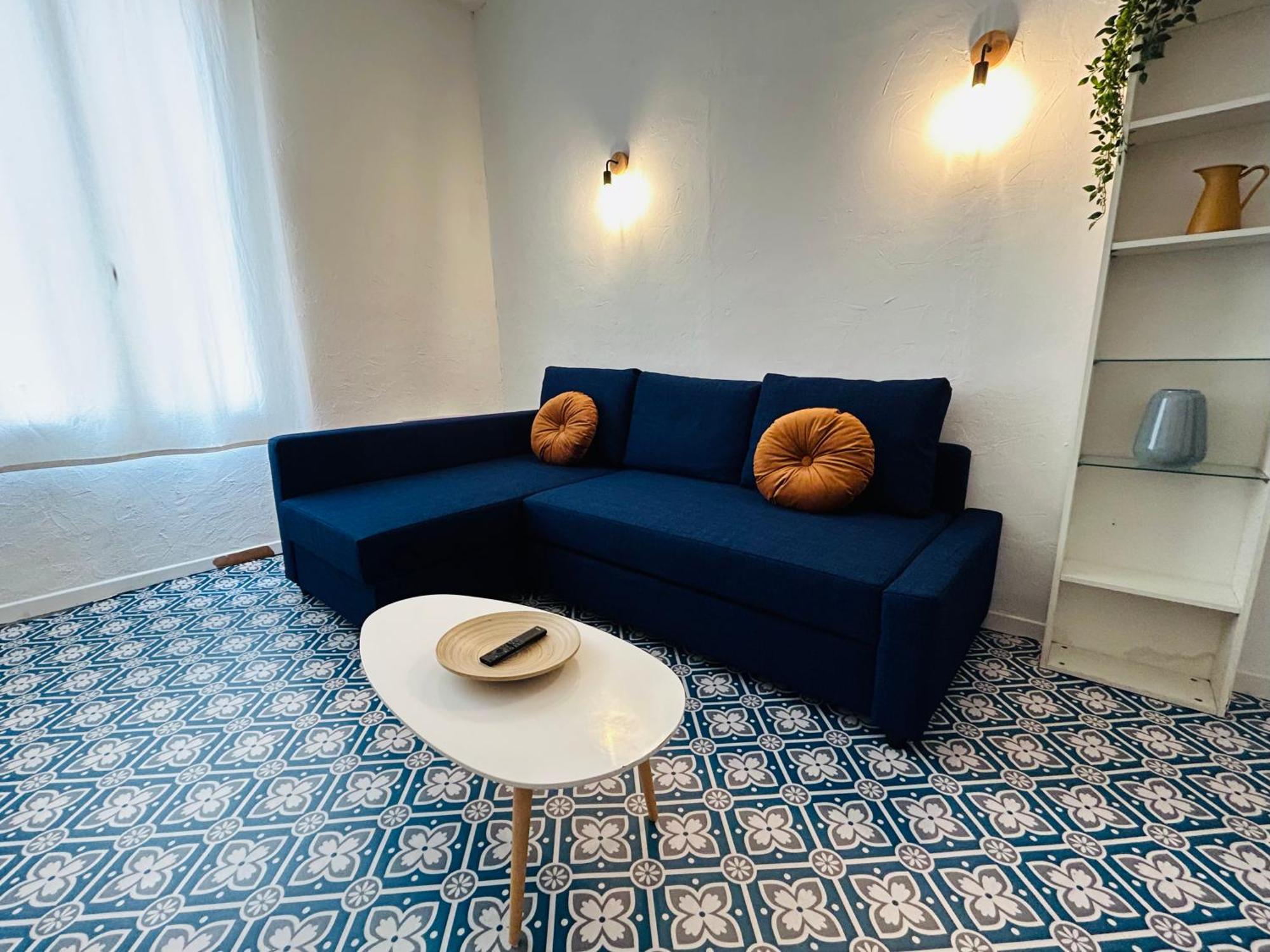 L'aixalte - T2, Vieille Apartment